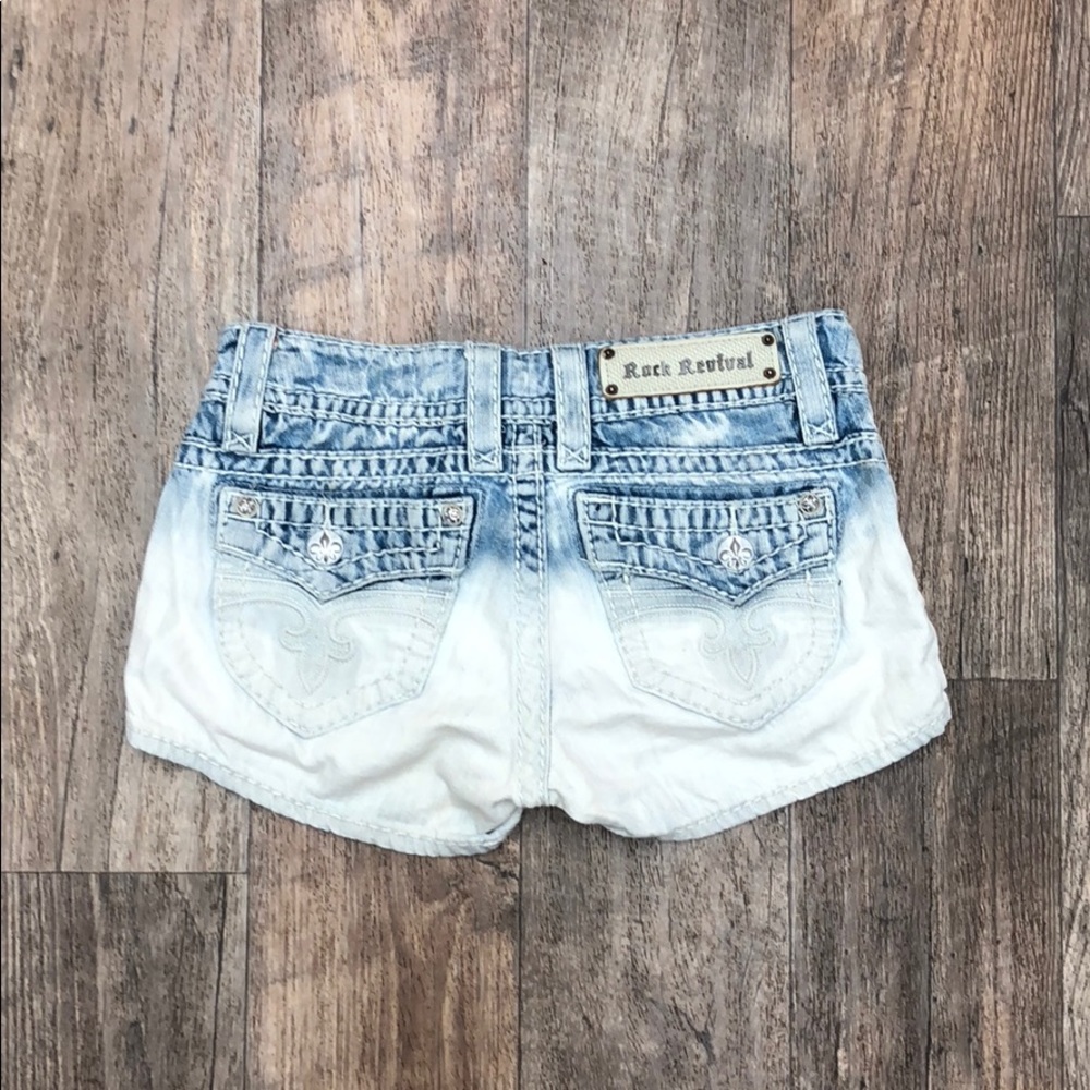 ‼️Rock Revival Bluebell Shorts ‼️